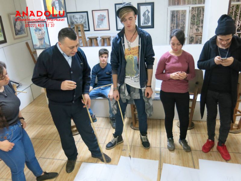 Kayseride Anadolu Güzel Sanatlarda Modelden Desen Çizim Eğitimleri